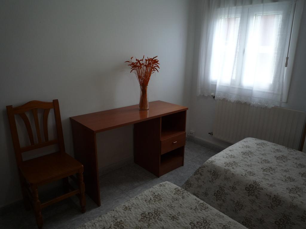 Hostal Residencia Ponte Vella Lugo Room photo